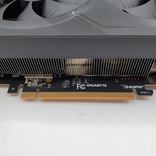 GIGABYTE Radeon RX 7800 XT Gaming OC 16G 16GB 256-bit GDDR6 Video Card - Picture 3 of 11