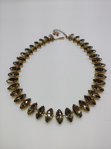 Lote de joyas vintage broche collar pendientes clip diamantes de imitación Marvella sin firmar - Imagen 7 de 11