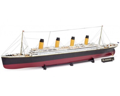 Amati Titanic (Ausgabe 2025) 1:250 B1606 Modell