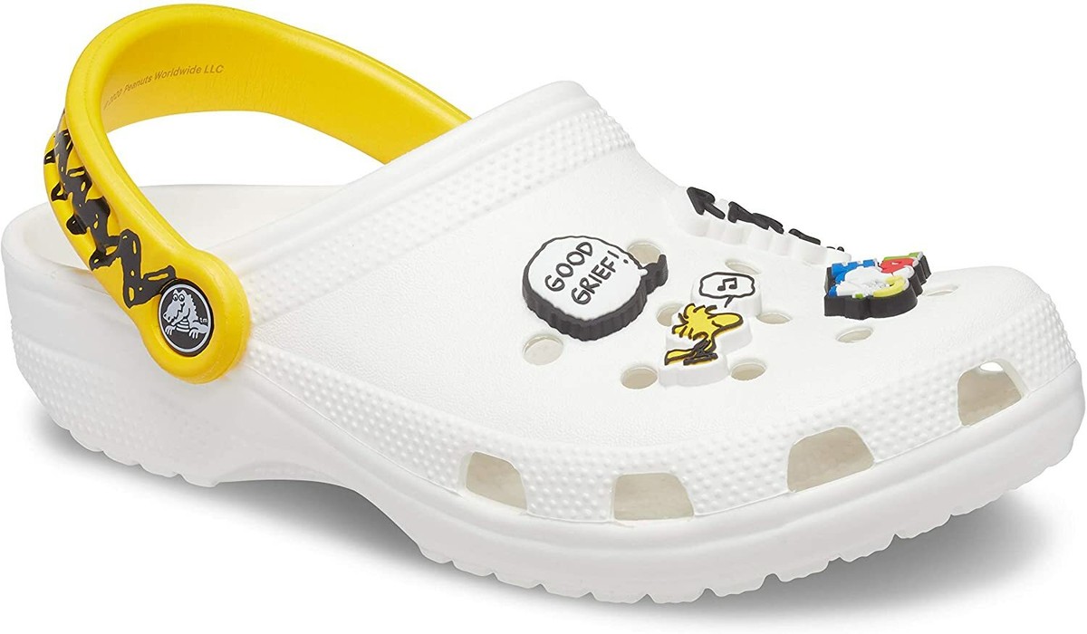 Crocs Unisex-Adult Classic Peanuts Charm Clog Charlie Brown  display picture 1