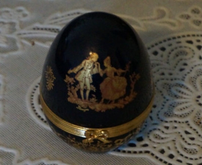VINTAGE Limoges Peint Main Cobalt Blue Egg Shape Hinged Trinket Box, France