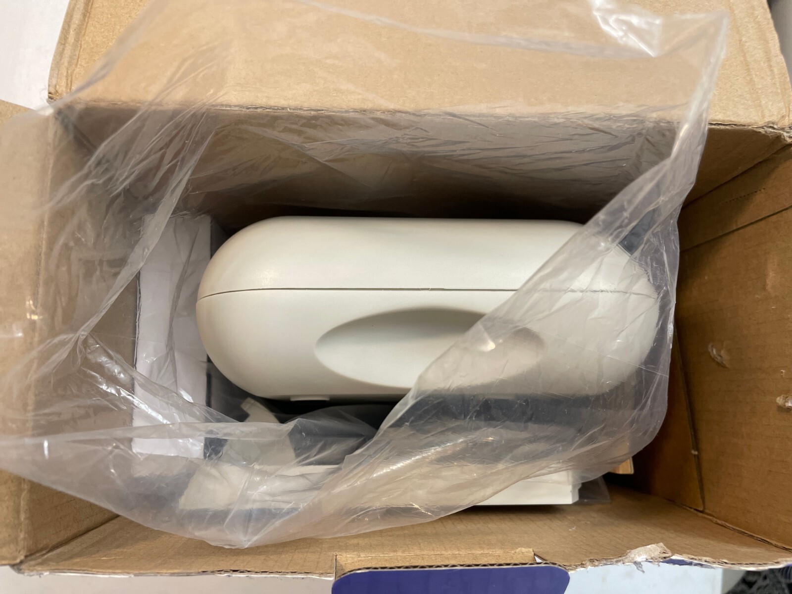 Electric 3 Hole Paper Punch, VEYETTE 8311 Heavy Duty Commercial Hole