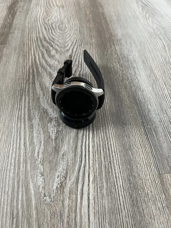 Samsung Galaxy Watch SM-R800 46mm Edelstahlgehäuse; Gebraucht - Bild 4 von 4
