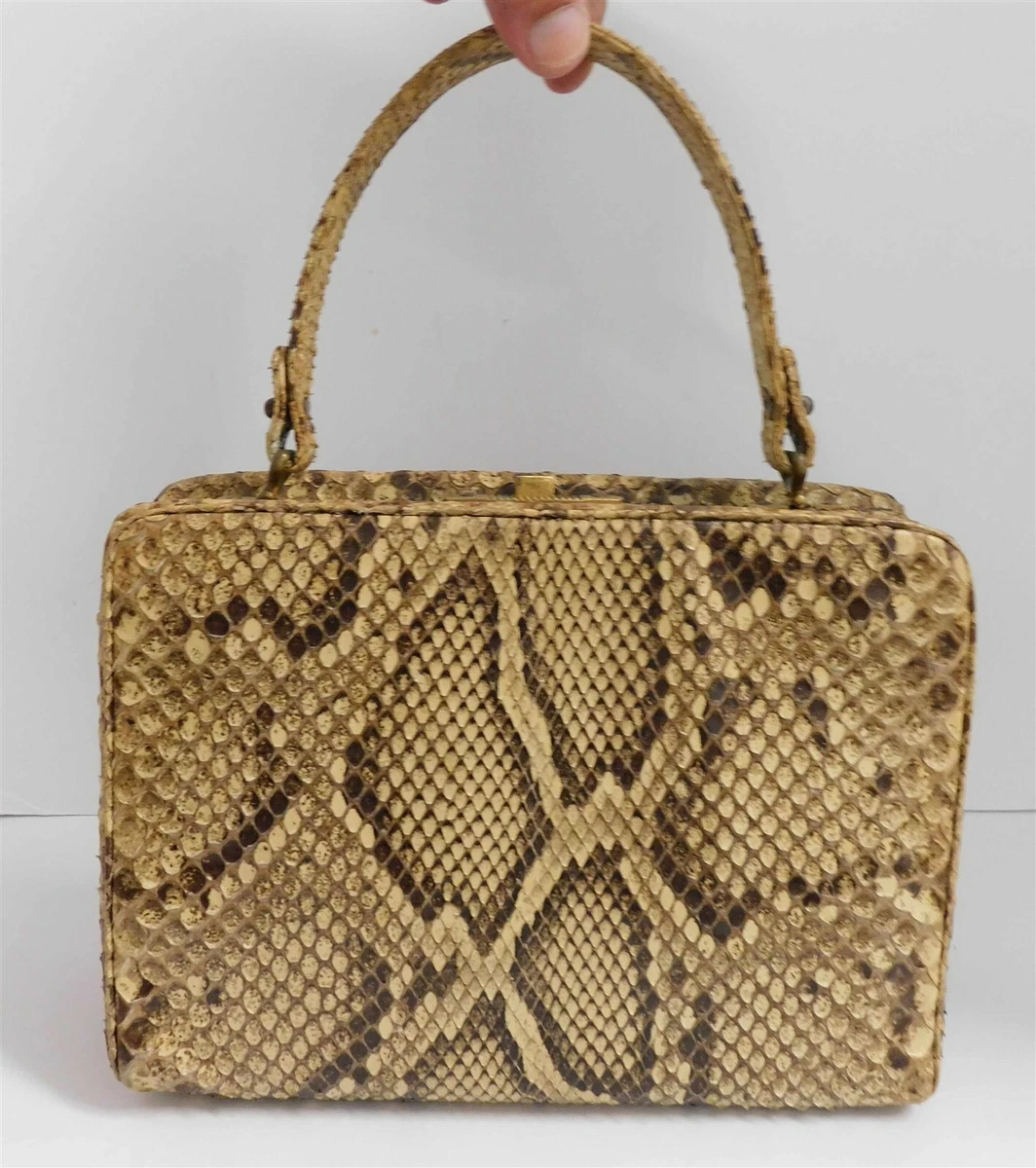 Authentic Louis Vuitton Vintage bag for Sale in Pompano Beach, FL