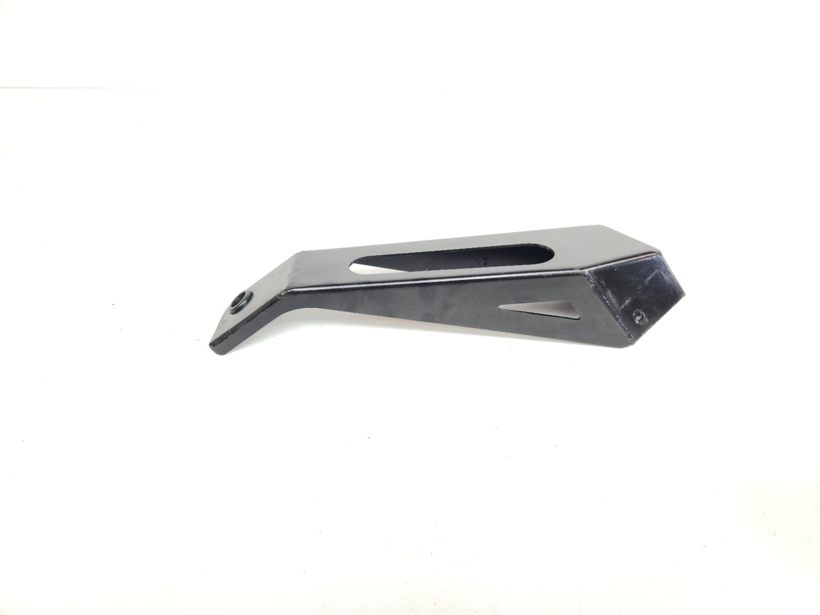 2015-2017 MCLAREN 675LT RIGHT REAR RADIATOR CORE SUPPORT MOUNT 11L0515RP OEM