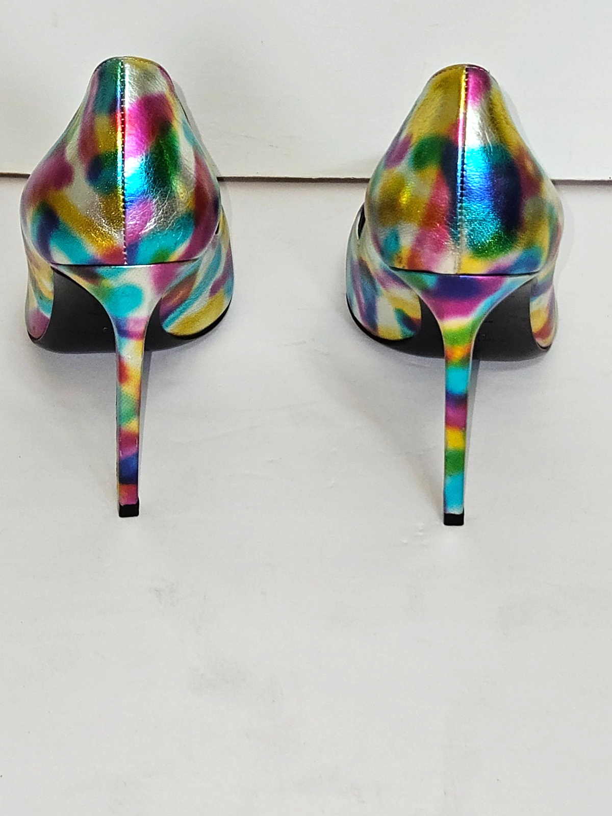 Scarpe decolte con tacco YSL Saint Laurent Paris argento metallizzato in pelle EU 36 5