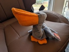 TY BEANIE BABY SCOOP THE PELICAN PE PELLETS STAR TAG 1996 NWT