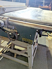 The Record Power TS200C table saw and stand
