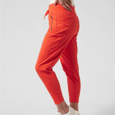 Athleta Trekkie North Jogger size 4