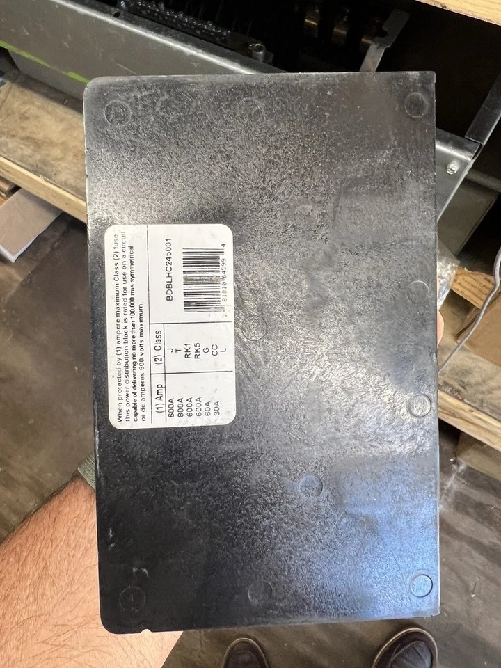 BURNDY BDB-24-500-3 4/0-6 Distribution Block - Image 3 of 4