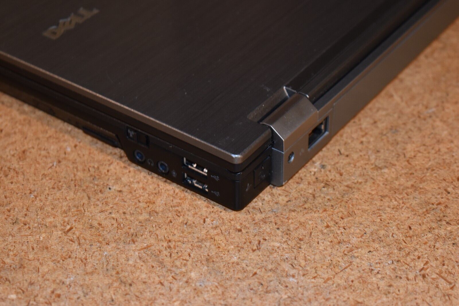 Dell Latitude E6410 Intel Core i5-520M 4GB RAM 320GB HDD Windows 7 Pro 32-bit - Picture 16 of 23