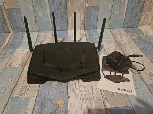 Netgear Nighthawk XR500 Black 4 LAN Connect Wireless Gaming Router Used