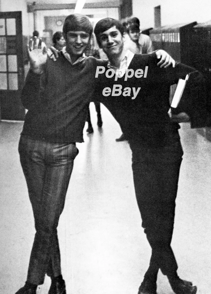 Anuário do ensino médio sênior DAN FOGELBERG - Imagem 2 de 4