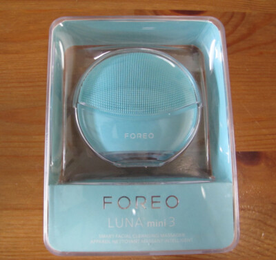 FOREO LUNA mini 3 Ultra-hygienic Facial Cleansing Brush All Skin Types