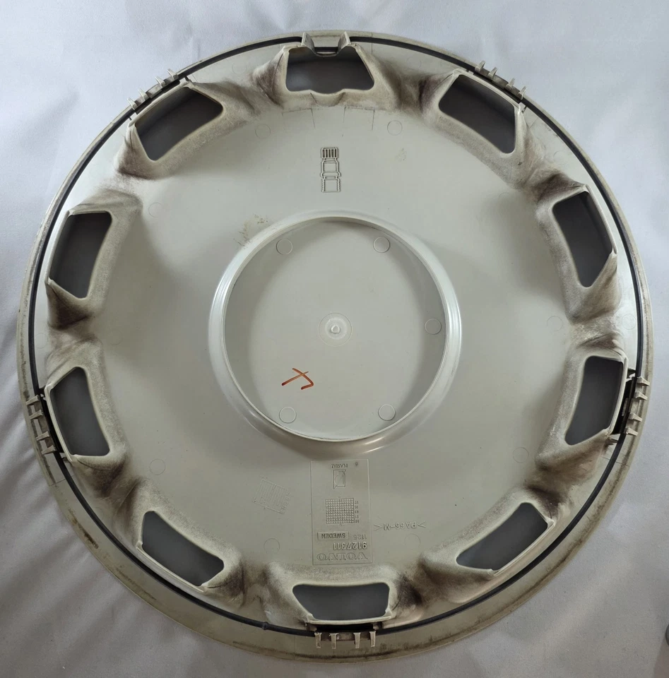Cubierta de rueda tapacubos de 15 pulgadas Volvo 850 940 960 1994 a 1997 de fábrica Foto 2 de 2