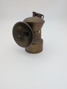 Ancienne Lampe De Mineur à Carbure - Outil Primitif En Métal, Europe 1900-1949