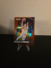 2024-25 Panini Prizm Donte DiVincenzo Orange 007/225