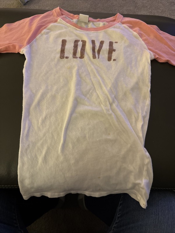Abercrombie Kids Vintage xL Love Tee Shirt