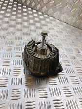 Support moteur Mercedes 207