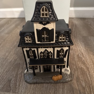 Lenox Vintage Halloween Lit House Figurine-NEW IN BOX