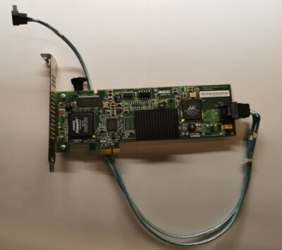 AMCC 3ware 9650SE-2LP SATA-RAID Controller + 2x SATA Kabel 700-3250-23 B FP