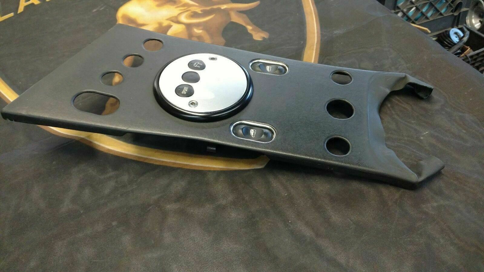 LAMBORGHINI MURCIELAGO INTERIOR CENTER CONSOLE CONTROL SWITCH OEM 413863323A 