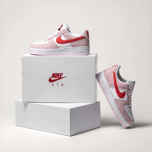 nike air force 1 07 qs valentine's day love