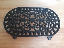 Ornate Cast Iron Black Trivet  22 cm x 12 cm Excellent Condition Kitchen Teapots