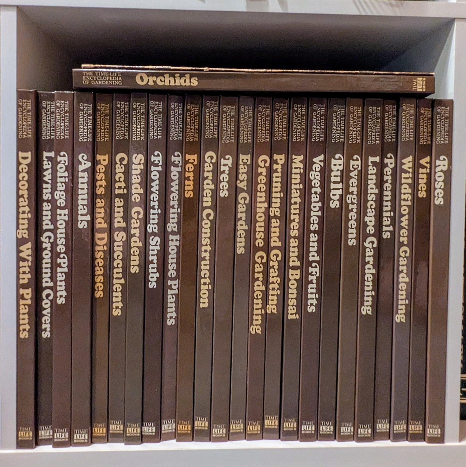 The Time-Life Encyclopedia of Gardening Lot Of 25