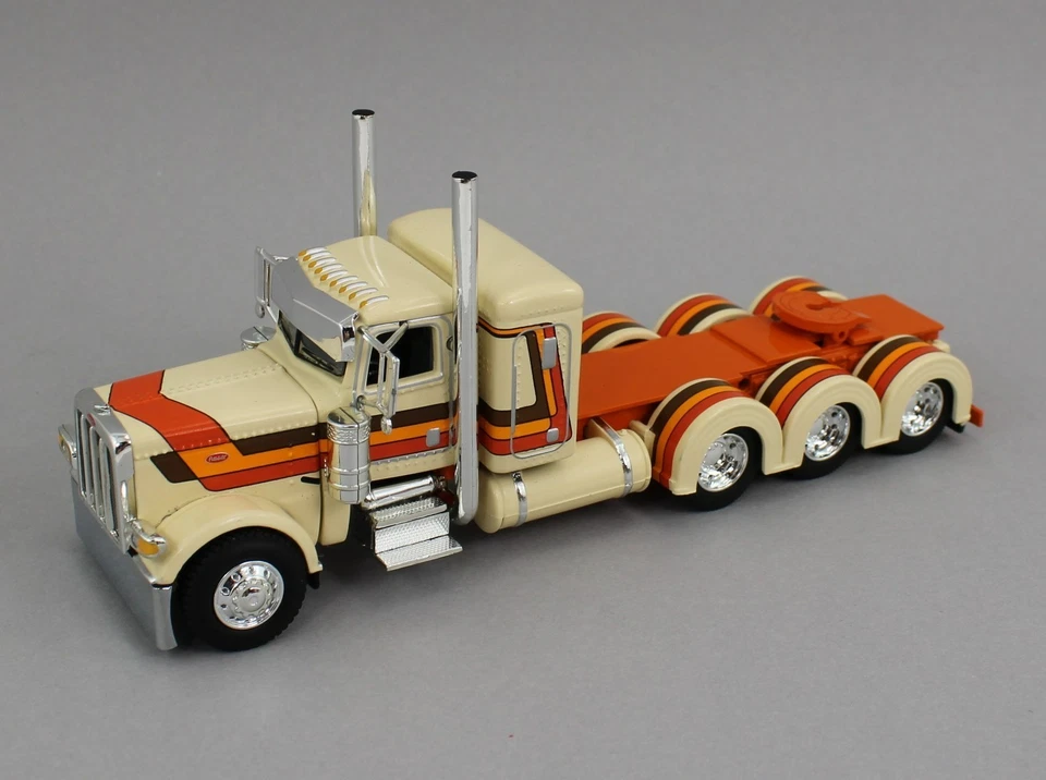 DCP 1:64 *BEIGE ORANGE* Peterbilt 389 36" Flattop HEAVY HAUL Lowboy Jeep Stinger - Image 3 of 4