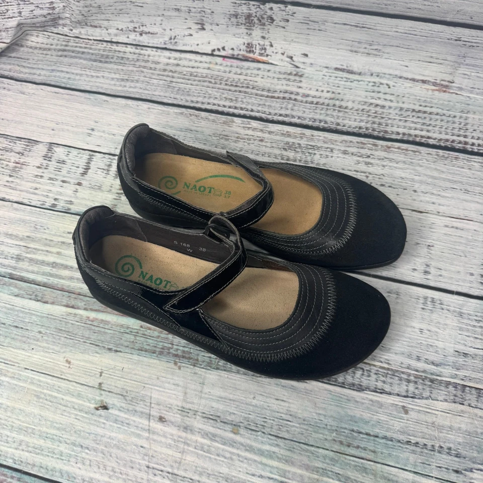 Zapatos planos cómodos Naot Mary Jane negros gamuza charol 38 EE. UU. 7 Foto 4 de 4