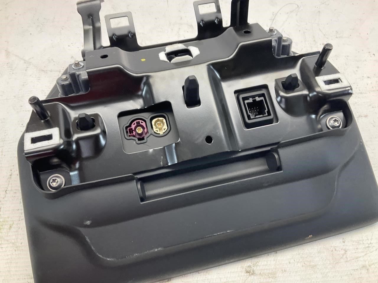 Maserati Grecale 2023-2024 Head unit P/N 210262911