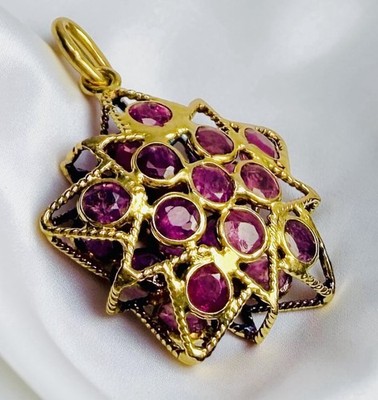16K Vintage Genuine 1.98 TCW Ruby Mughal-Design Star Pendant