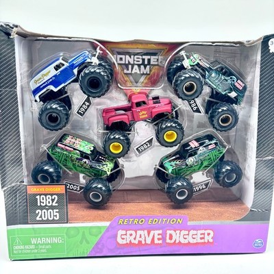 Monster Jam Grave Digger Retro Edition 5-Pack Die-Cast Monster Truck Set