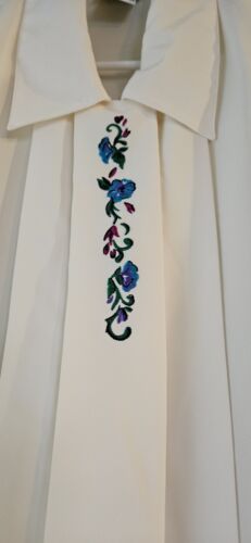Napa Valley Vintage Embroidered Long Sleeved Button Down Ivory Blouse/top Size16 - Picture 2 of 5