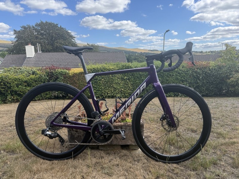 Merida Scultura 7000 Carbon Road Bike Medium SRAM AXS