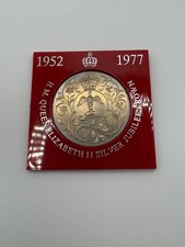 1977 QUEENS SILVER JUBILEE CROWN COIN BOXED