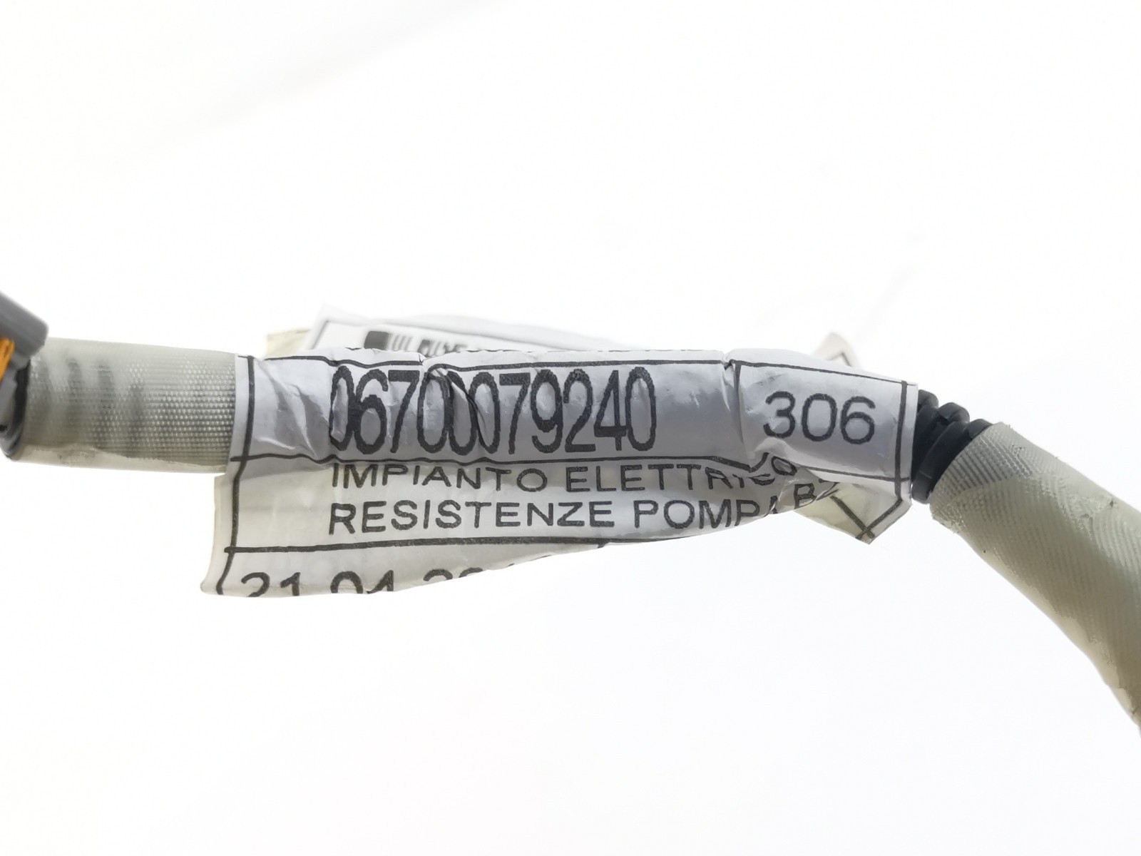 Maserati Levante 2018 Rear Door cable P/N 670007924