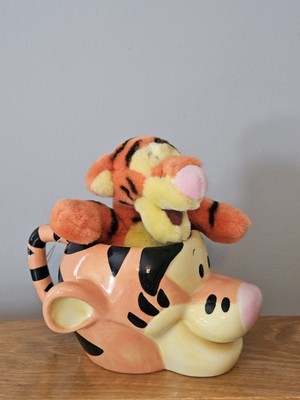 Seltene Winnie Puuh Tigger 3D Gesicht Tasse mit Tigger Plüsch unbenutzt Disney Store