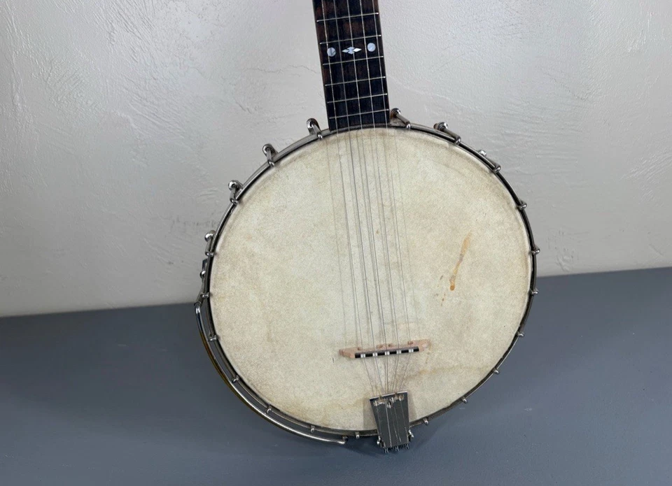 Open-Back Banjo with Hard Case, Natural Finish, Mint Condition - Image 4 of 4
