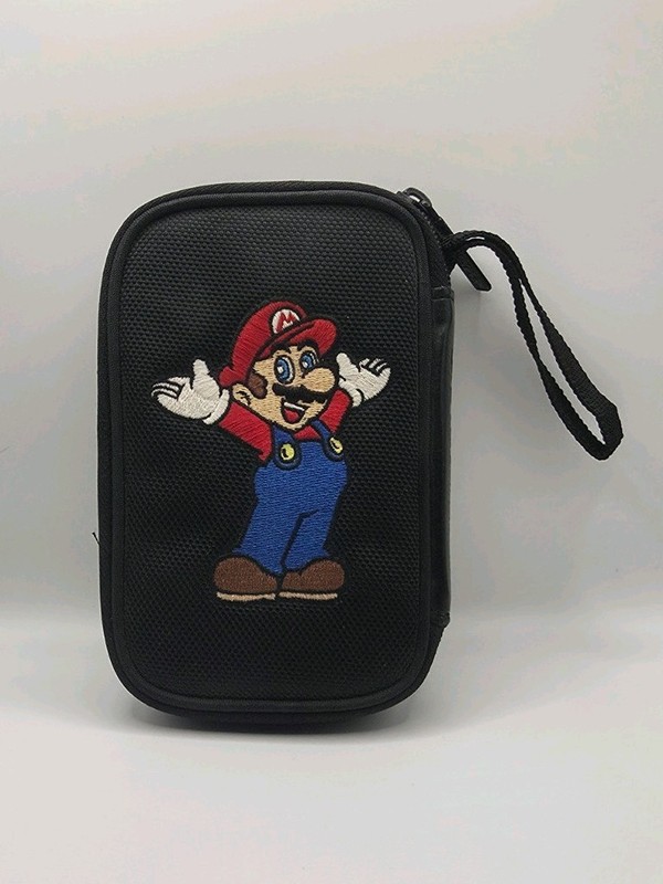 Super Mario Nintendo 3DS Carrying Case with game storage Black Zip 2013