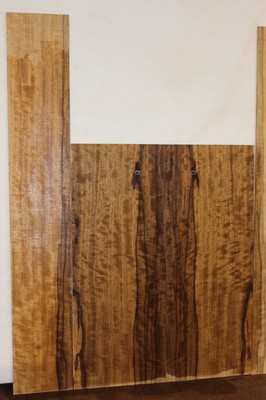 Figured quarter sawn black limba acoustic back and side set. Dreadnought size