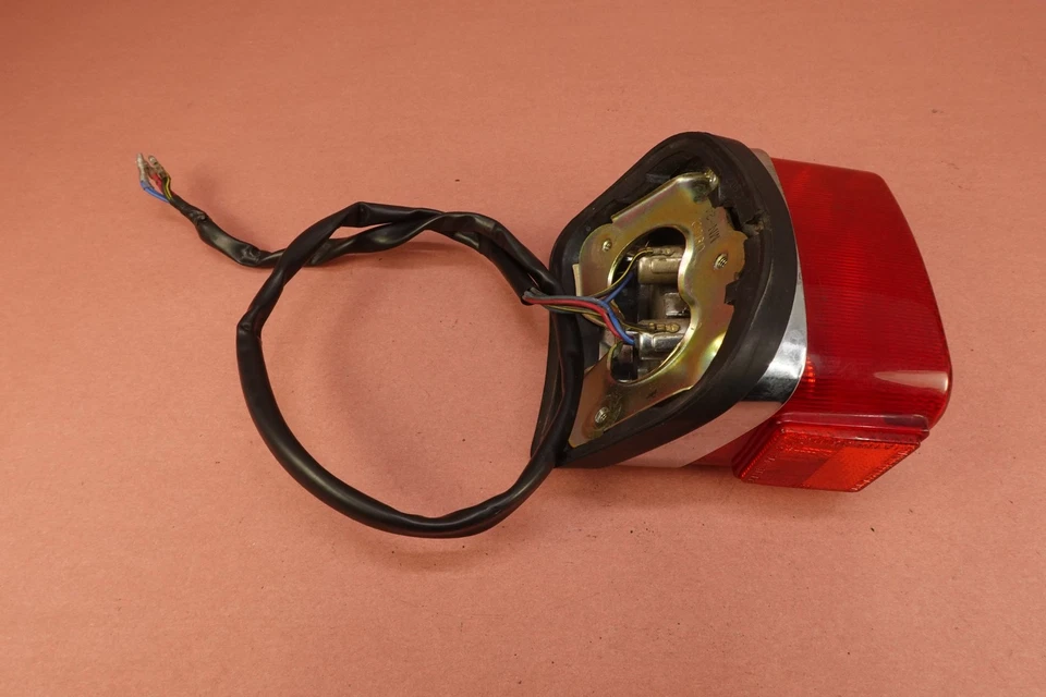 Luz trasera luz de freno Kawasaki Vulcan 1500 VN1500L 1996-2008 Foto 2 de 4