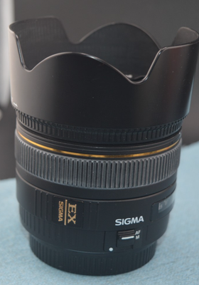 Ex Sigma 30MM 1:1.4 DC HSM Excellent condition, No fungus with