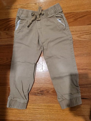 Lot Of Boy 4T Khaki Pants(8 Of Them) - Picture 5 of 6