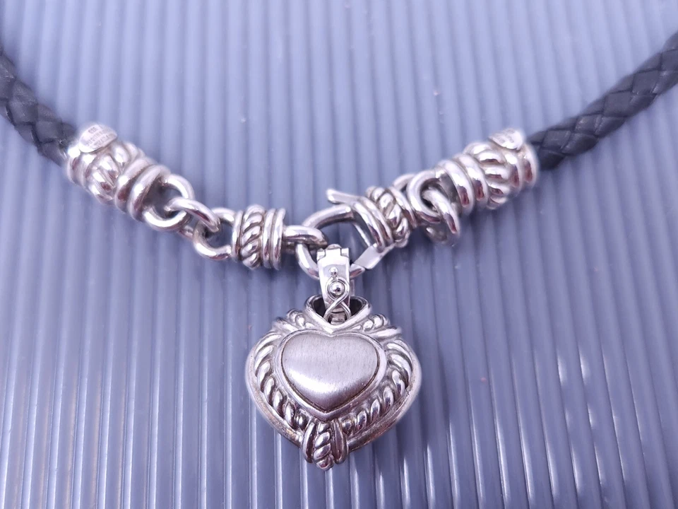 Collar Colgante Corazón Diamante Cuero Negro Plata Esterlina Judith Ripka De Colección Foto 4 de 4