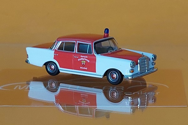 Herpa 097215 Mercedes-Benz Heckflosse Feuerwehr Schorndorf 1:87 Neu Modellauto-image