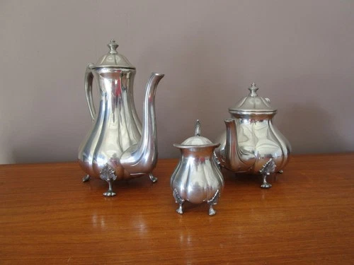 95% TIN TIN COFFEE, TEA AND MILK JUG SET HALLMARK