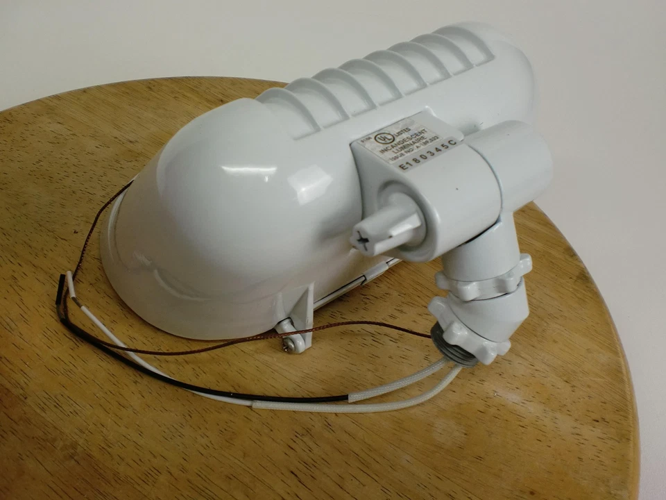 RAB Swoop Q3W White 300W Quartz Outdoor Flood Light Fixture NOS Open Box - Image 3 of 4