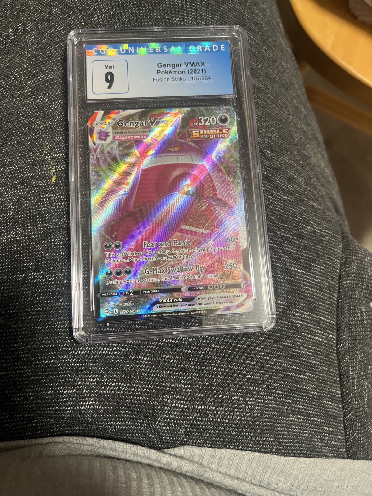 Pokémon TCG SWSH Fusion Strike Gengar VMAX Card 157/264 CGC 9.5